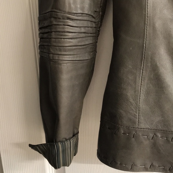 Danier Leather Jacket; Italian Leather; Lightly Distressed; Moto Style; Size XS - Picture 6 of 16